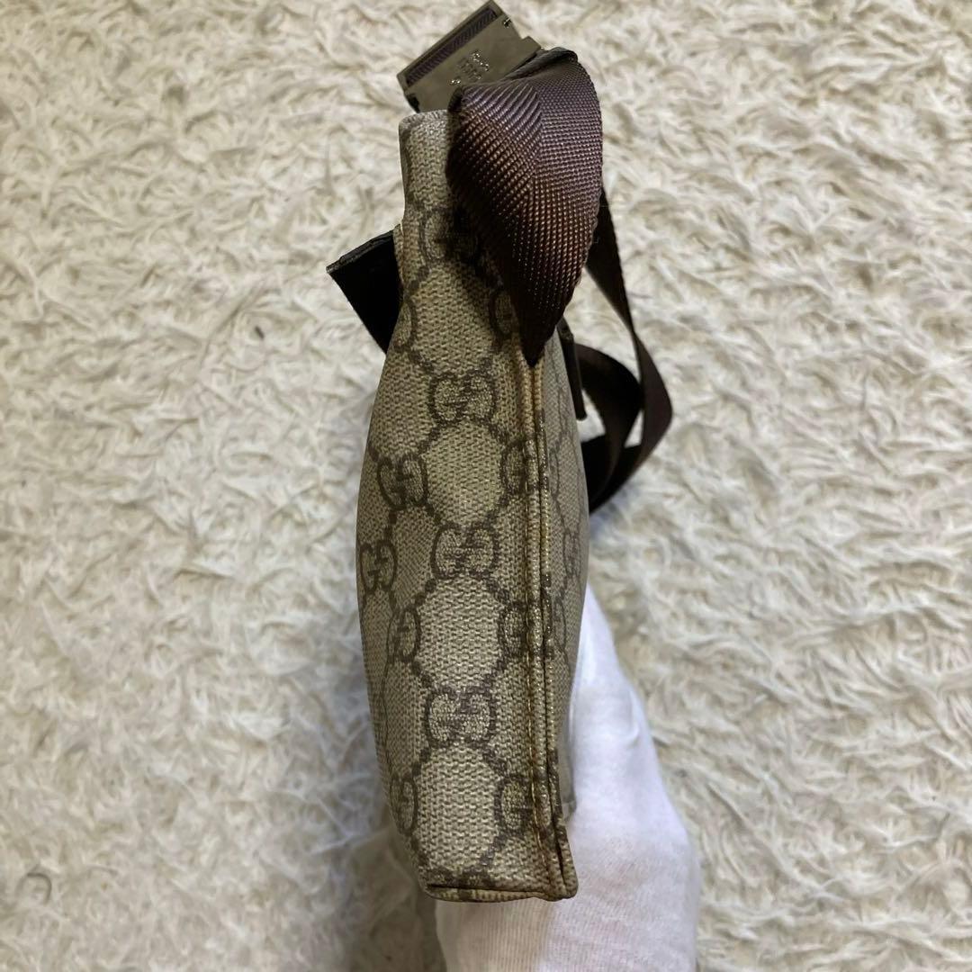 グッチ　ボディバッグ　ウエストポーチ レザー GG ポシェット