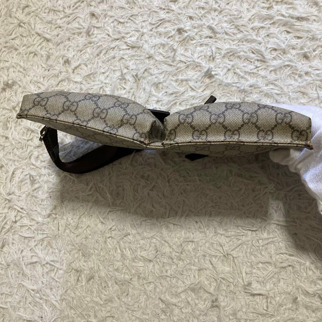 グッチ　ボディバッグ　ウエストポーチ レザー GG ポシェット