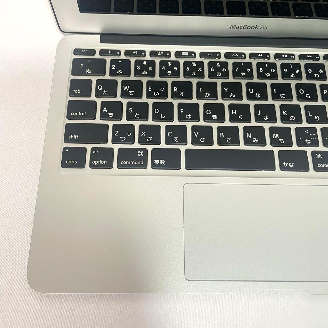 MacBookAir 11インチ 薄型ノートPC シルバー office付