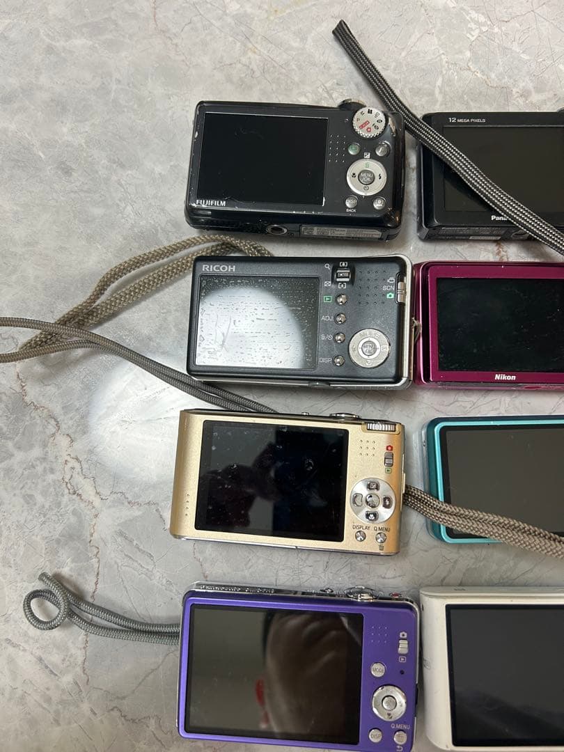 コンパクトデジカメ12台まとめ売り（ジャンク品）