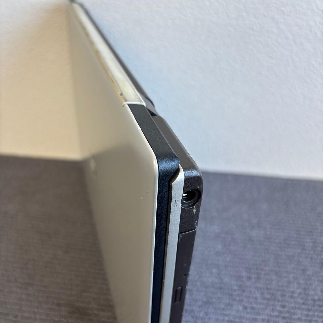 富士通lifebook NH90/E2 i7-10750H メモリ8GB 顔認証