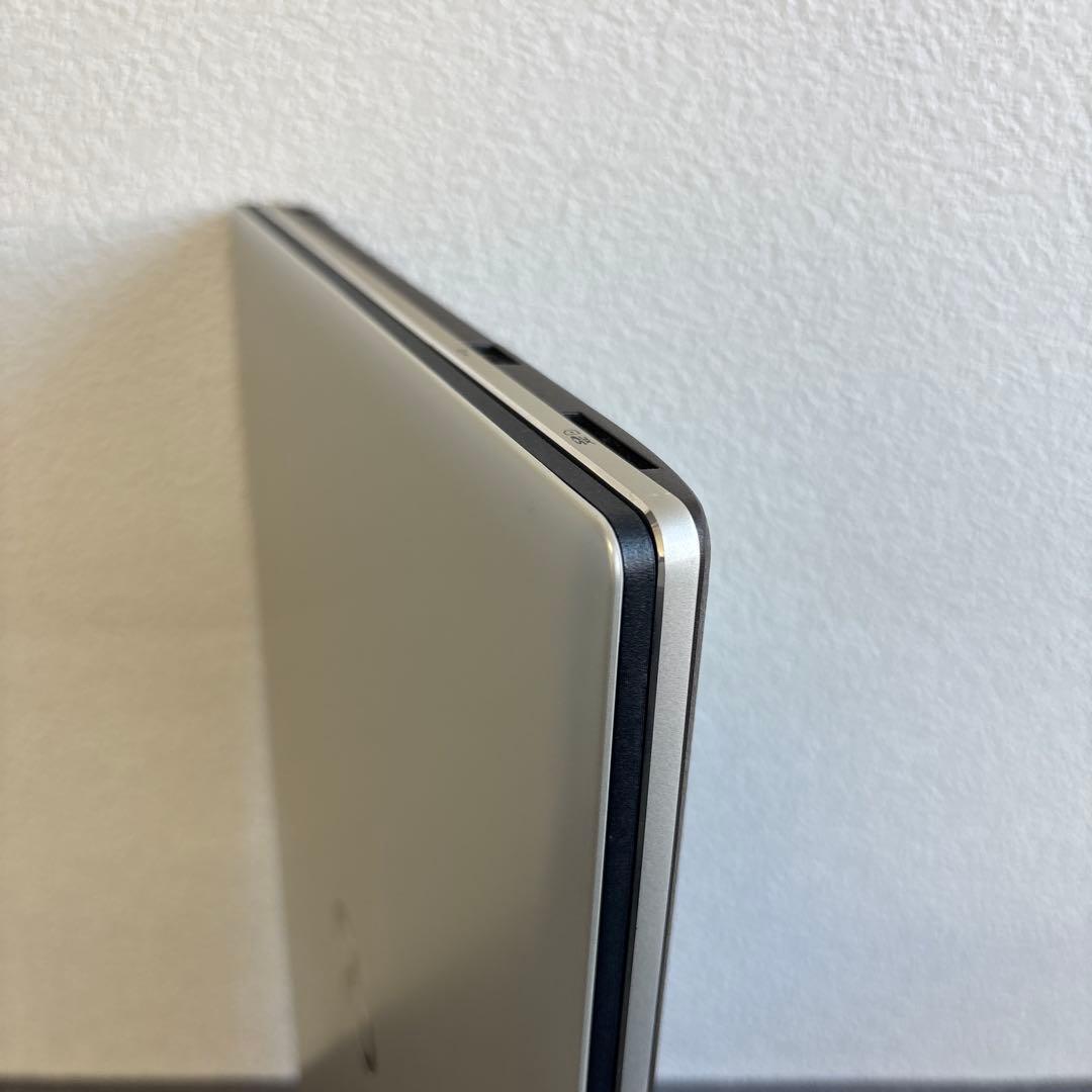 富士通lifebook NH90/E2 i7-10750H メモリ8GB 顔認証