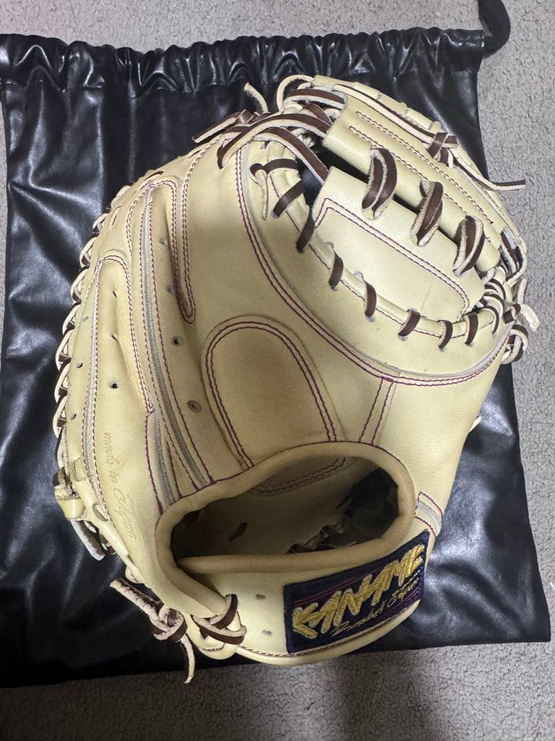 KANME キャッチャーミット クリーム色 収納袋付き