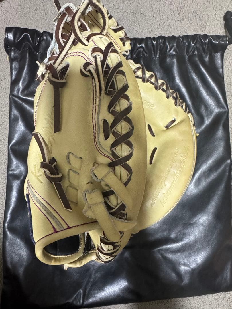 KANME キャッチャーミット クリーム色 収納袋付き