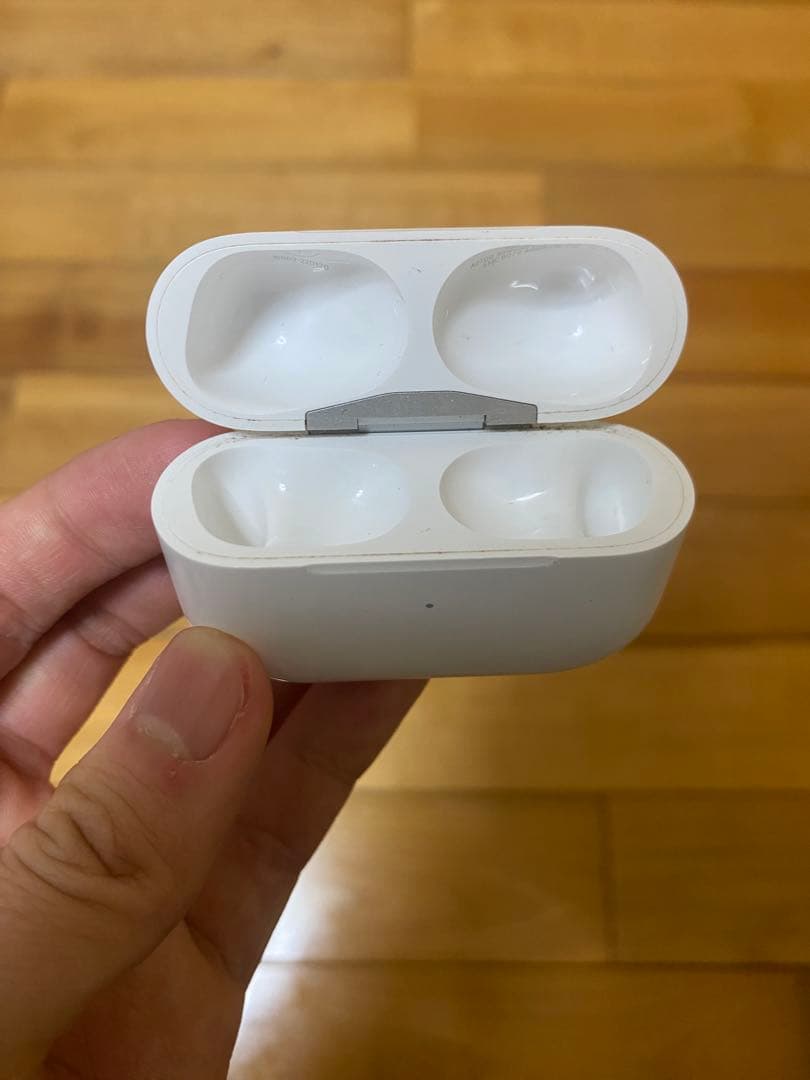 [純正品] AirPods pro2 ケースと右耳 ホワイト（箱あり）