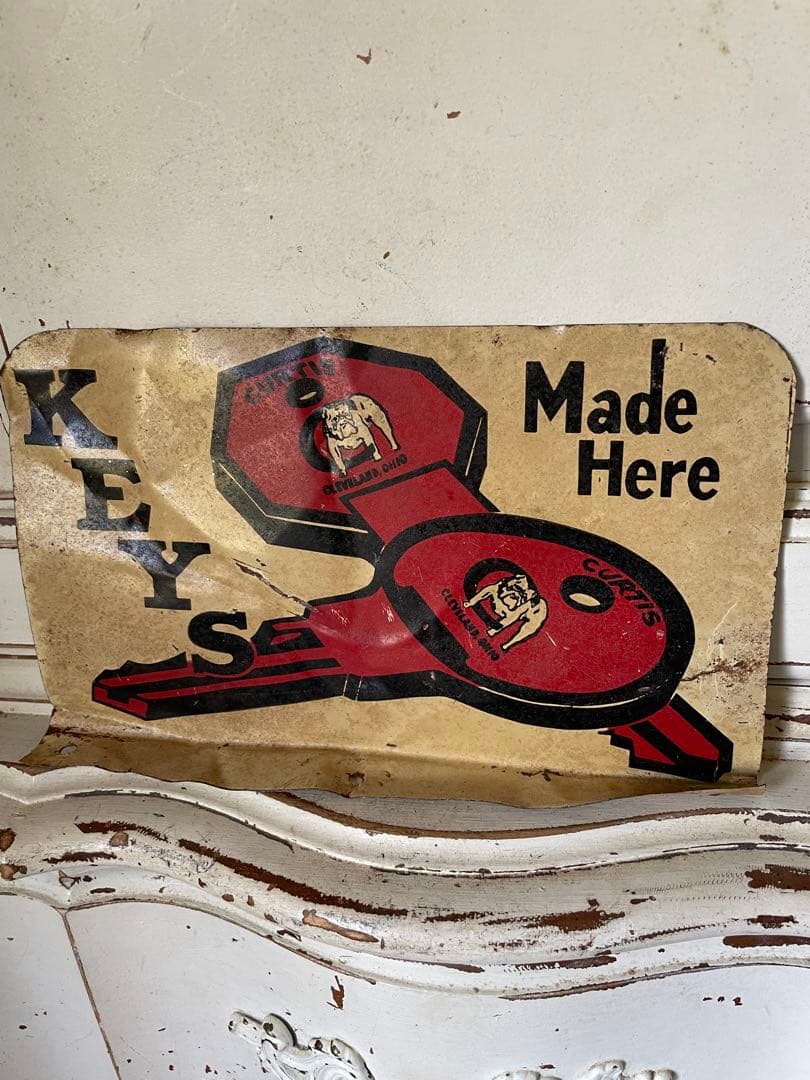 YOですメタル　サイン　プレート　看板　KEY 鍵シャビー　レア　アメリカ