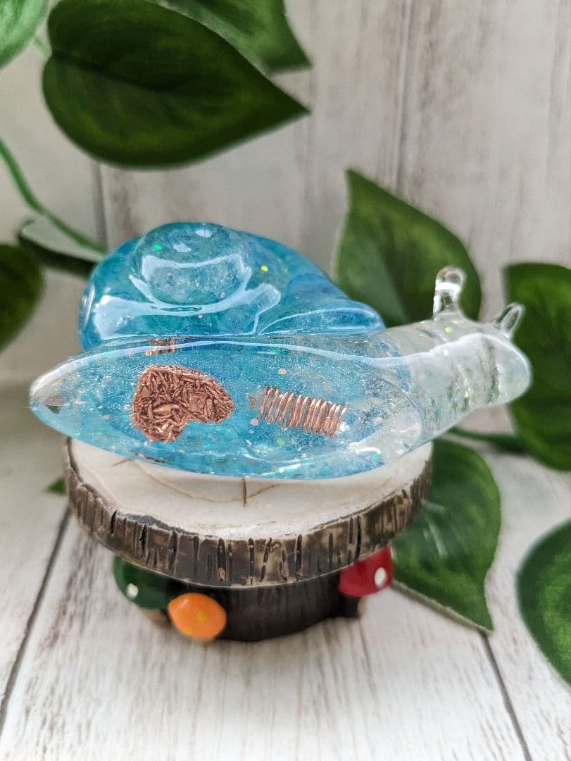 【Milky】クールなかたつむりちゃん形オルゴナイト☆他３点