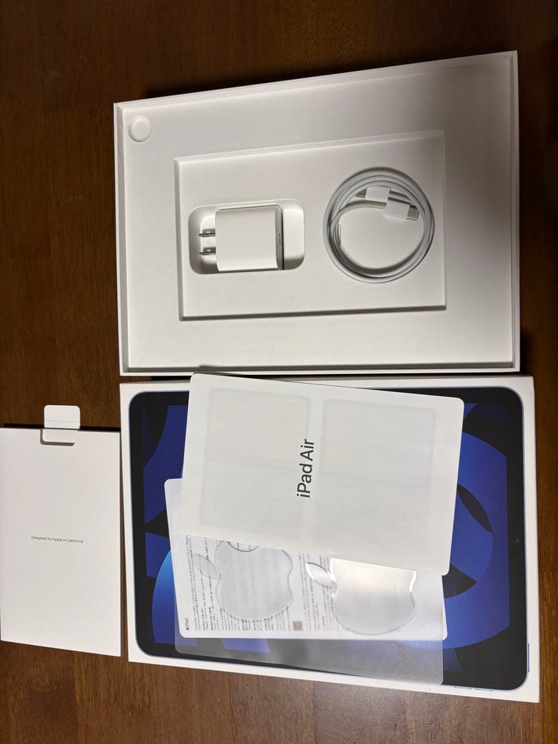 iPadAir5th(2022)バッテリー性能97%美品青(箱無にて限定値下げ