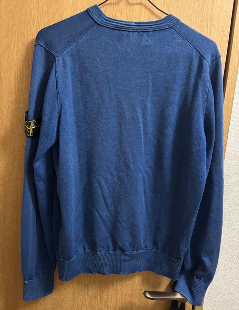 な*み様 【再出品】STONE  ブルー Vネックセーター