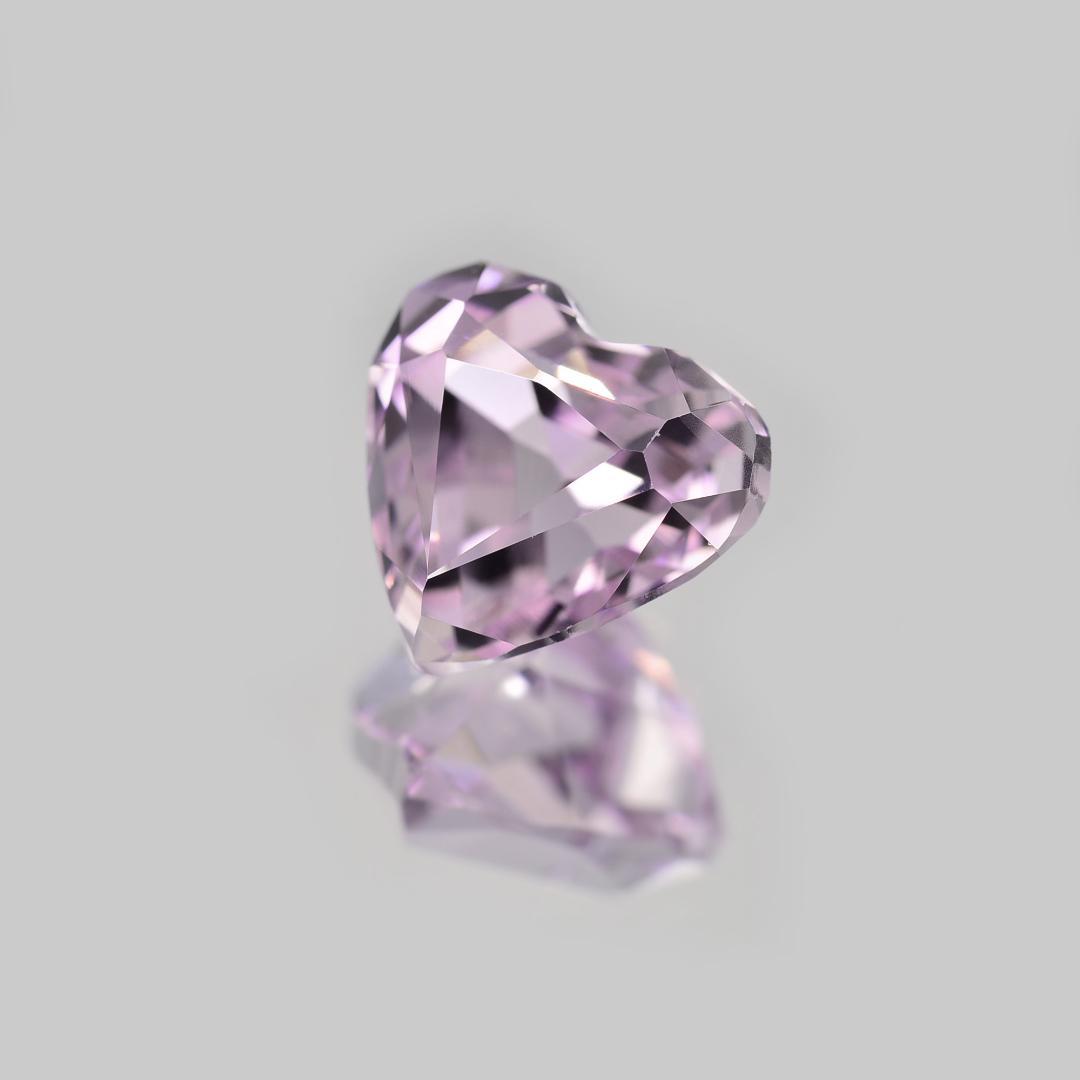ソ付 クンツァイト 2.997ct ハートシェイプ