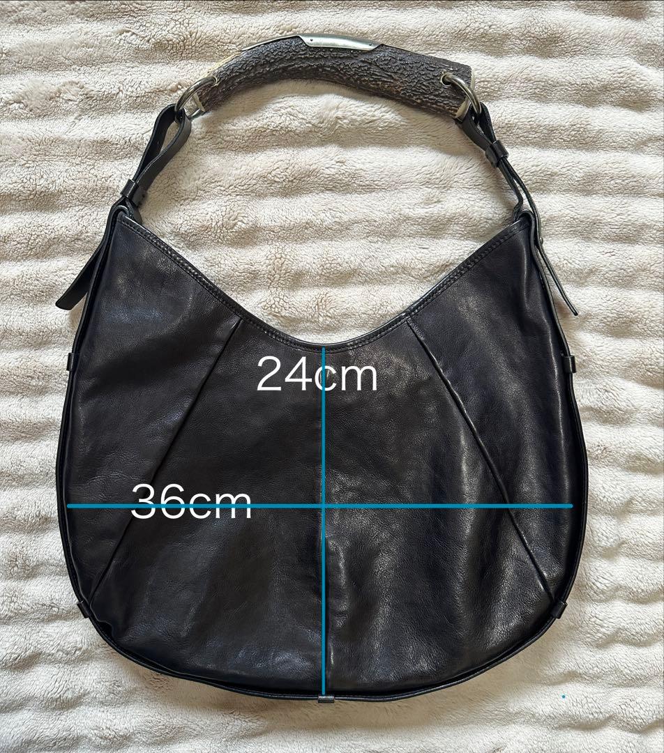 サンローラン　モンバサ