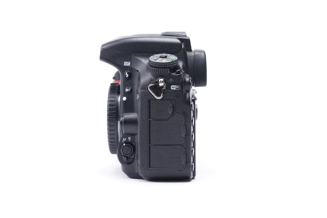 も*ち様 最終価格　Nikon D750 デジタル一眼レフカメラ バッテリーパッ