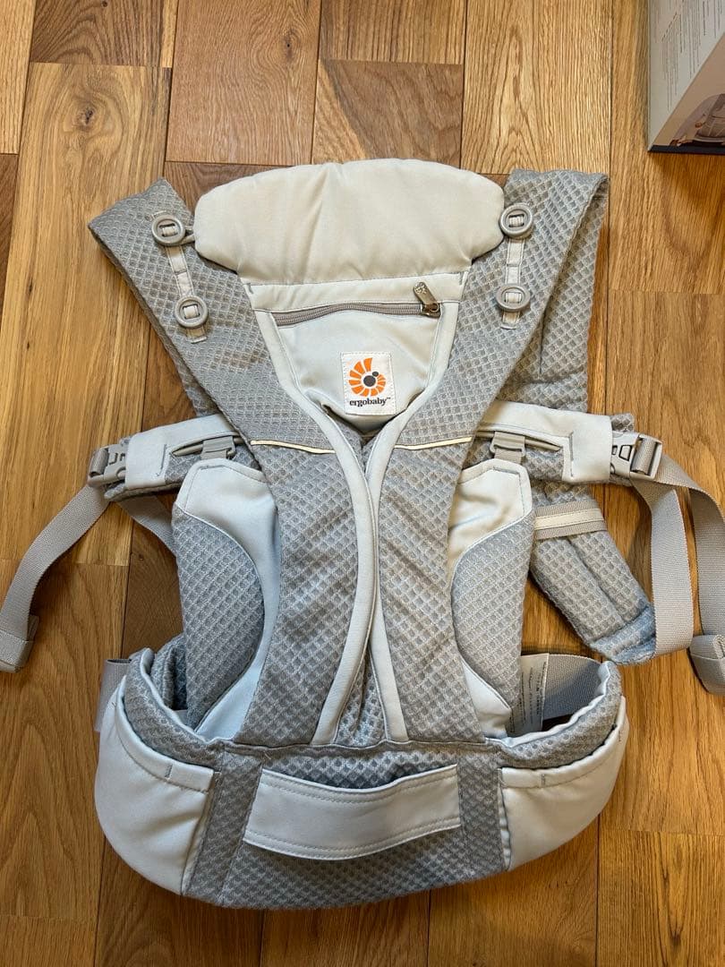 エルゴベビー オムニブリーズ 抱っこ紐 OMNI breeze グレー