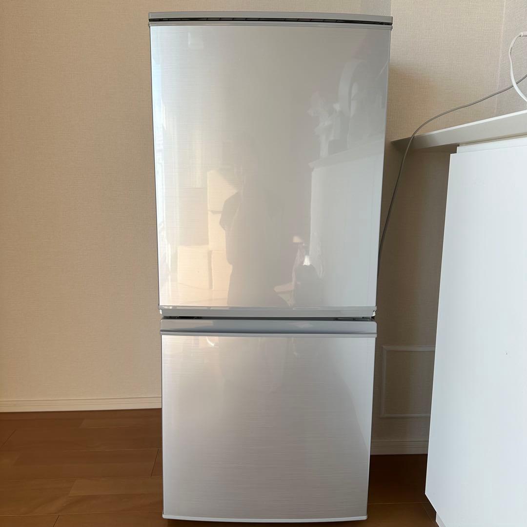 美品　SHARP ノンフロン冷凍冷蔵庫