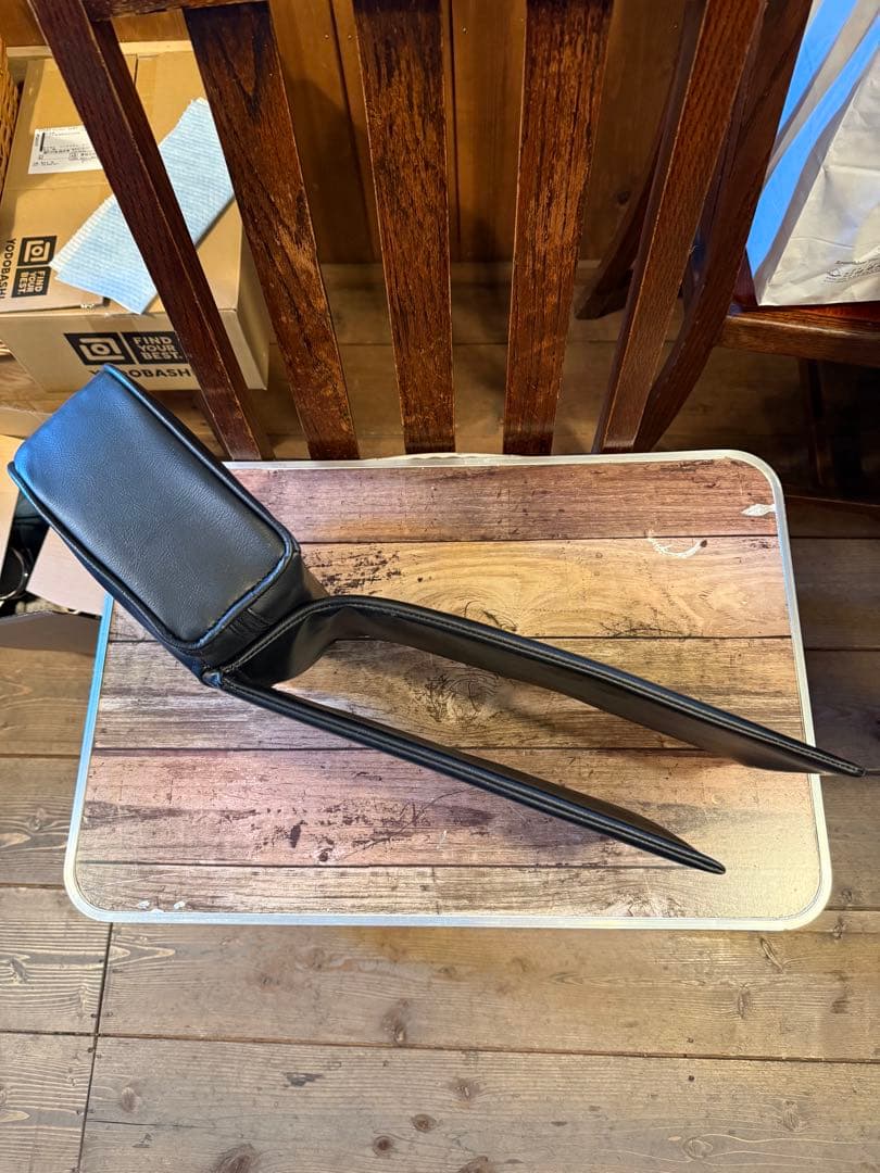 車検用　ヘッドレスト　ローバックシート用　ローバーミニなどに