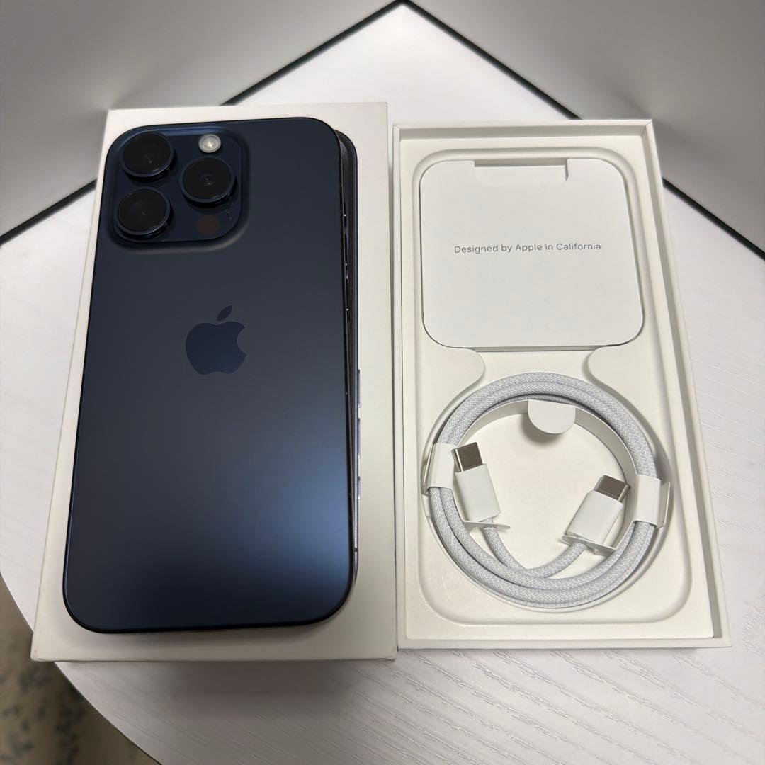 Apple iPhone 15 Pro ブルーチタニウム 本体256GB