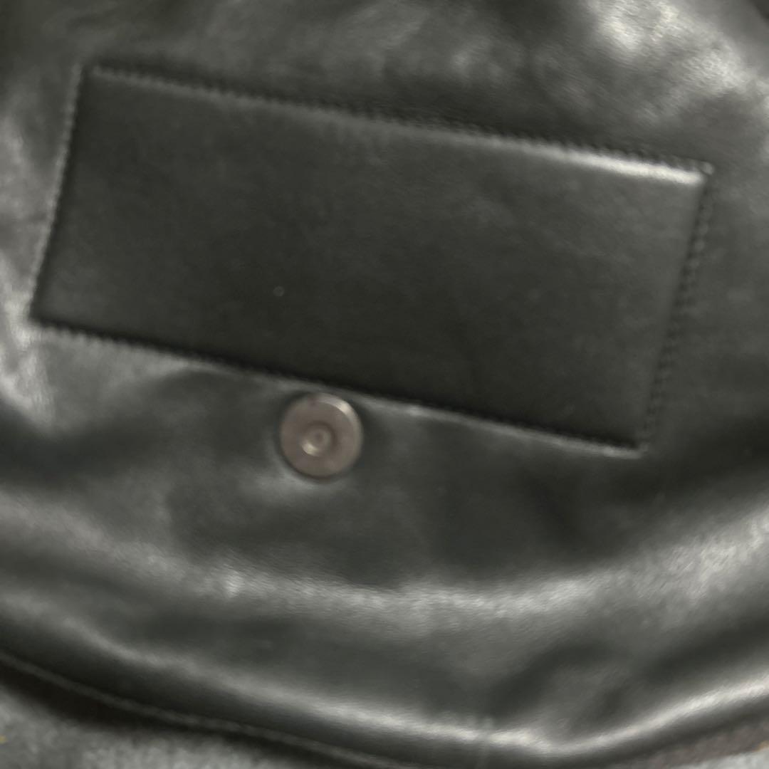 ディオール　ストリートシックハーフムーン