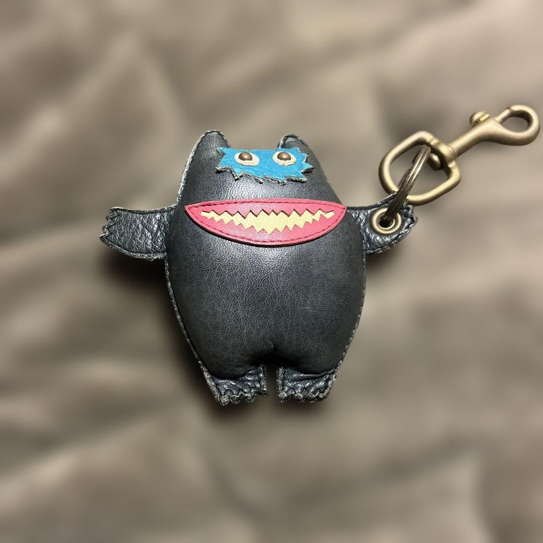 サウスパラディソ　ナウガモンスター　キーホルダー