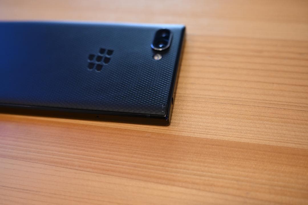 スマートフォン本体 BlackBerry KEY2
