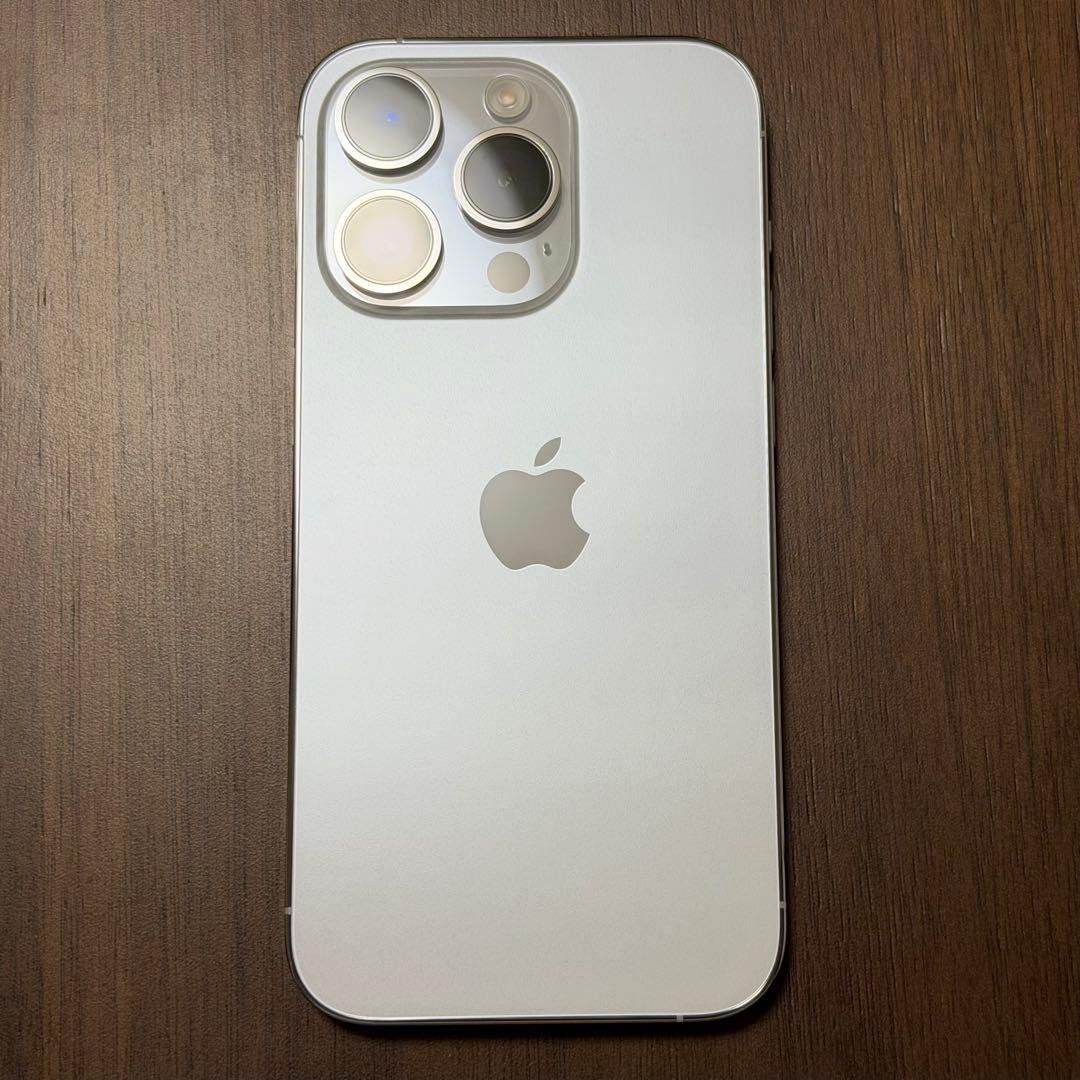 【美品】Apple iPhone 14 Pro 1TBシルバー本体 SIMフリー