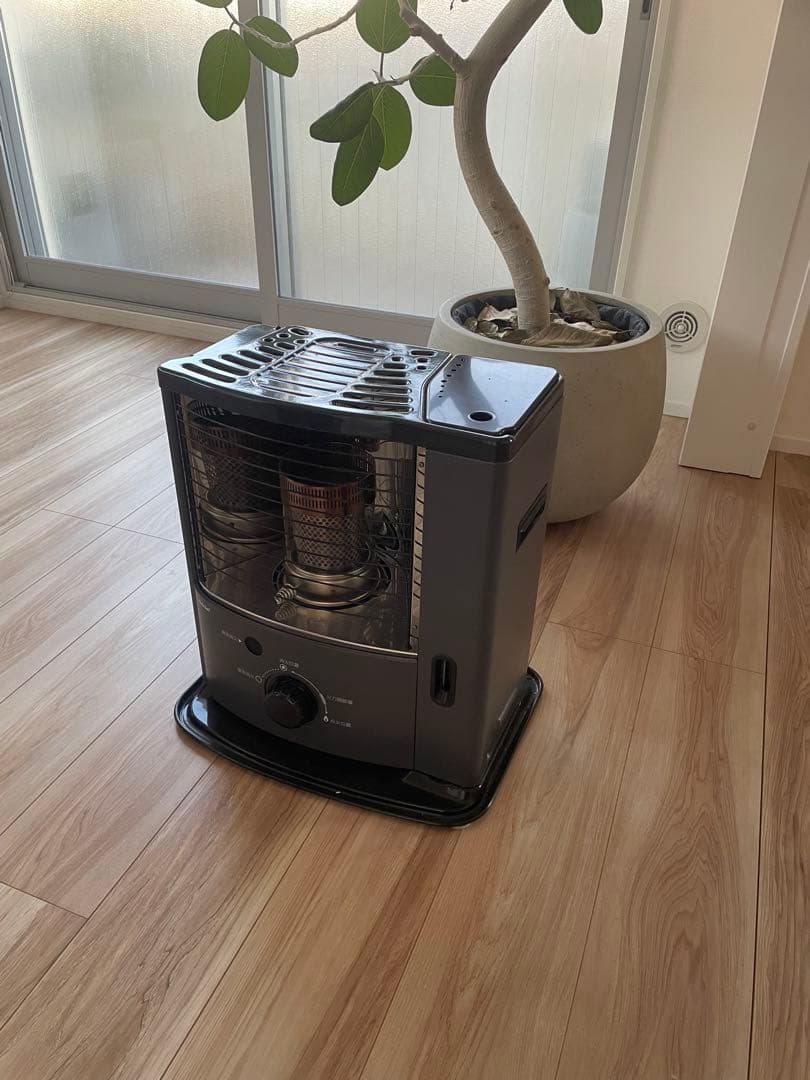 【トヨトミ】反射形石油ストーブ RS-23N(H) グレー