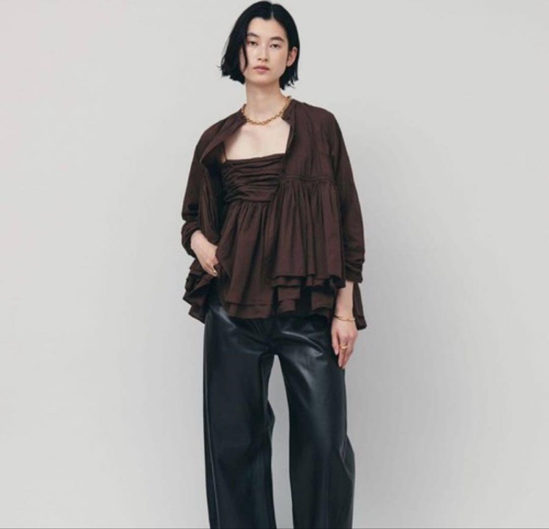 Curensology レイヤードギャザーブラウス ブラウン