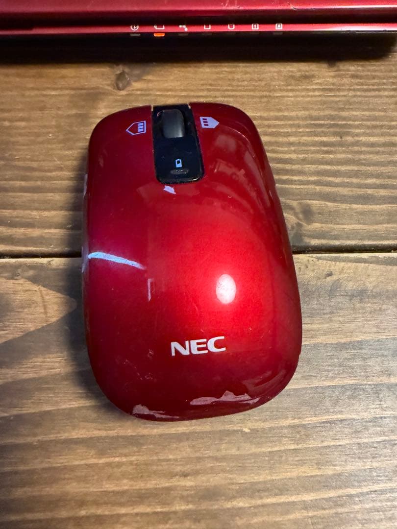 NEC パーソナルコンピューター LaVie 型番　PC-LS150RSR