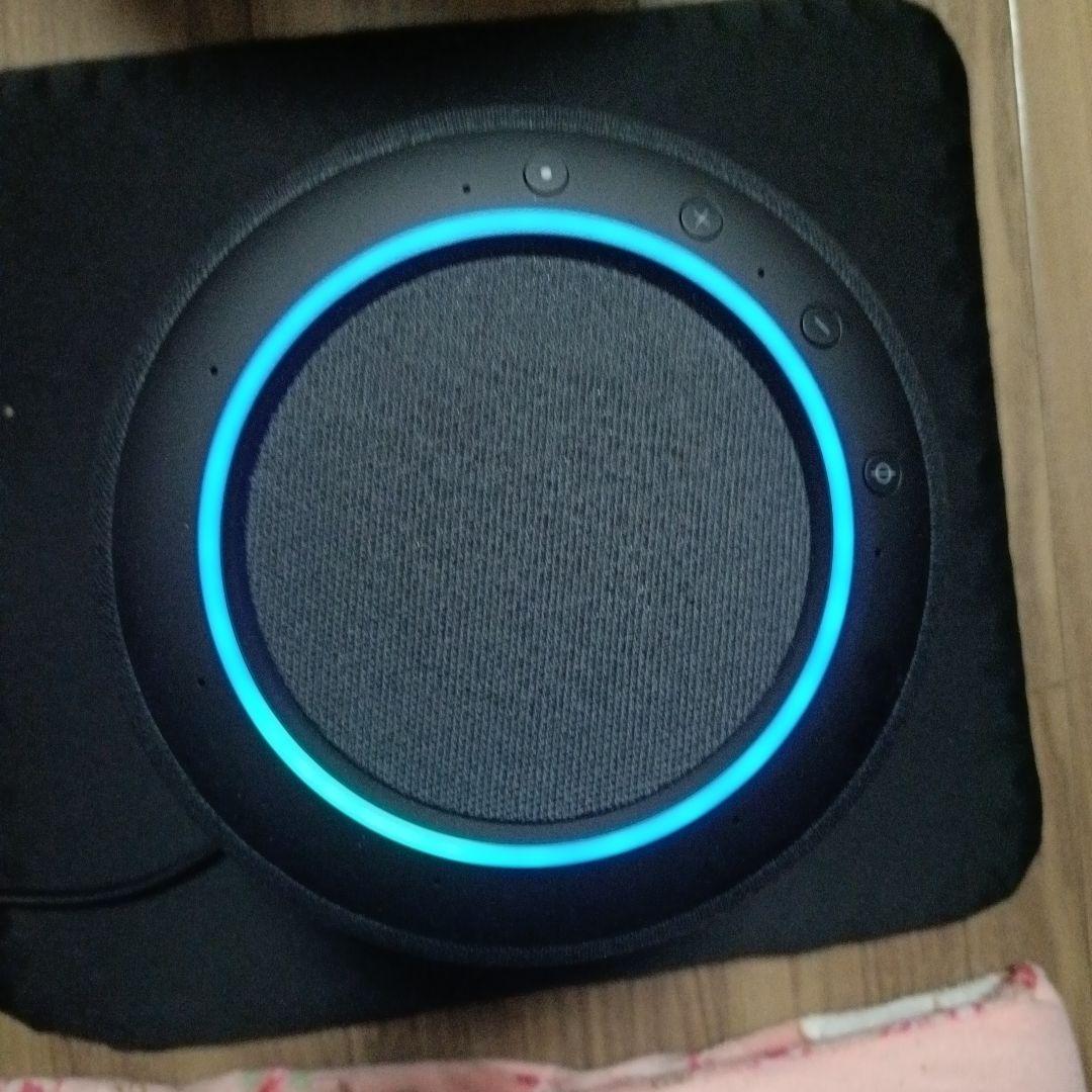 Amazon Echo Studio. チャコール