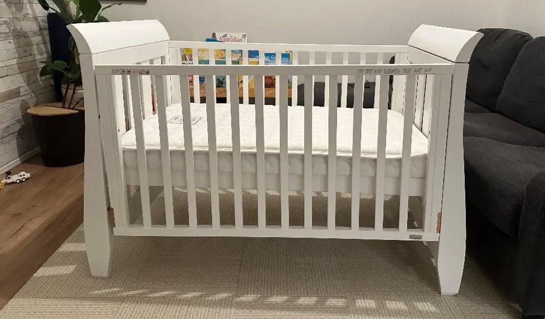 【値下げ】Boori Urbane Sleigh Cot 3 in 1 ブーリ