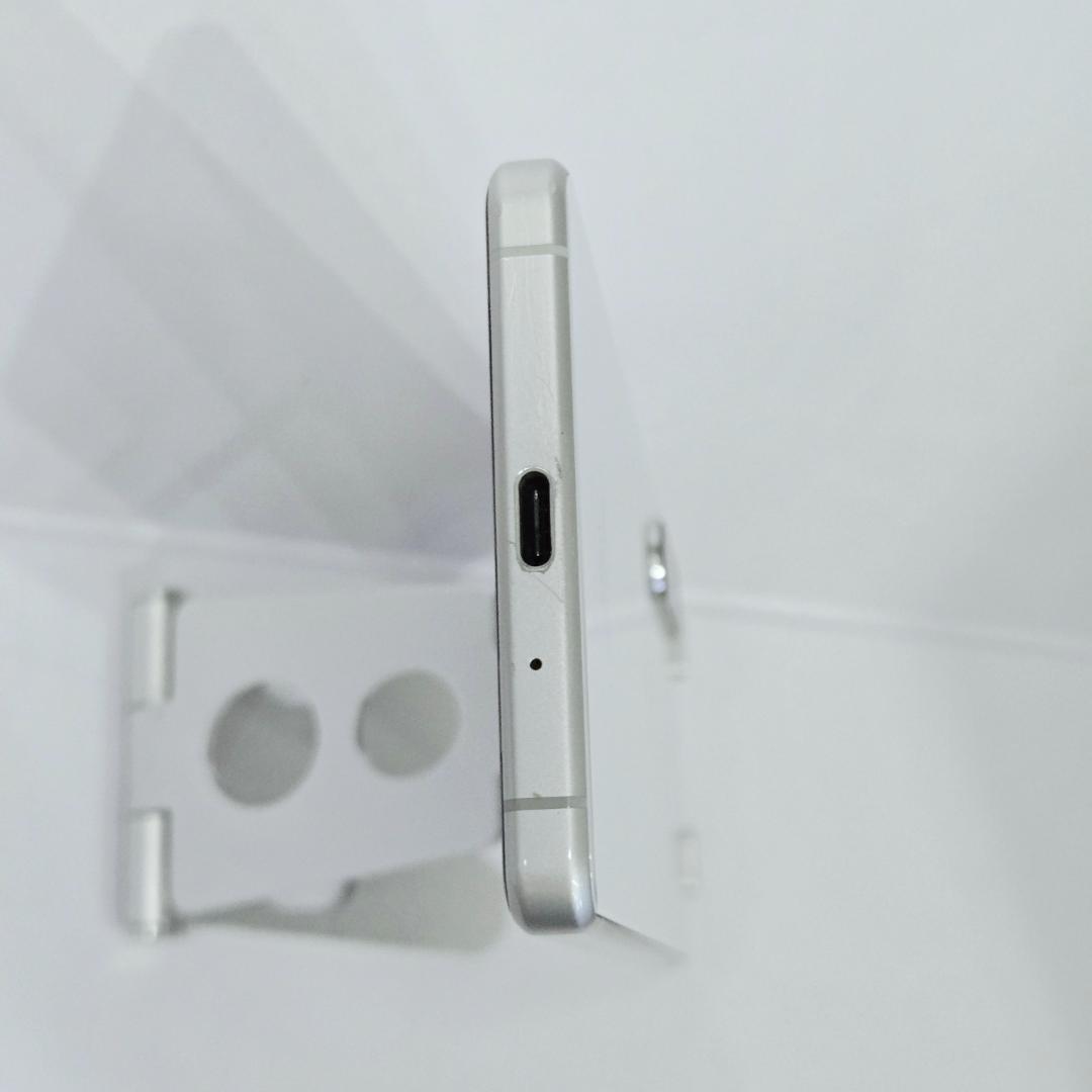 02 Xperia 1 ⅱ ホワイト SIMフリー 美品