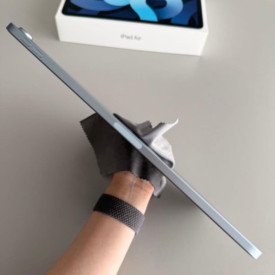 iPad Air4 スカイブルー 64GB Wi-Fi