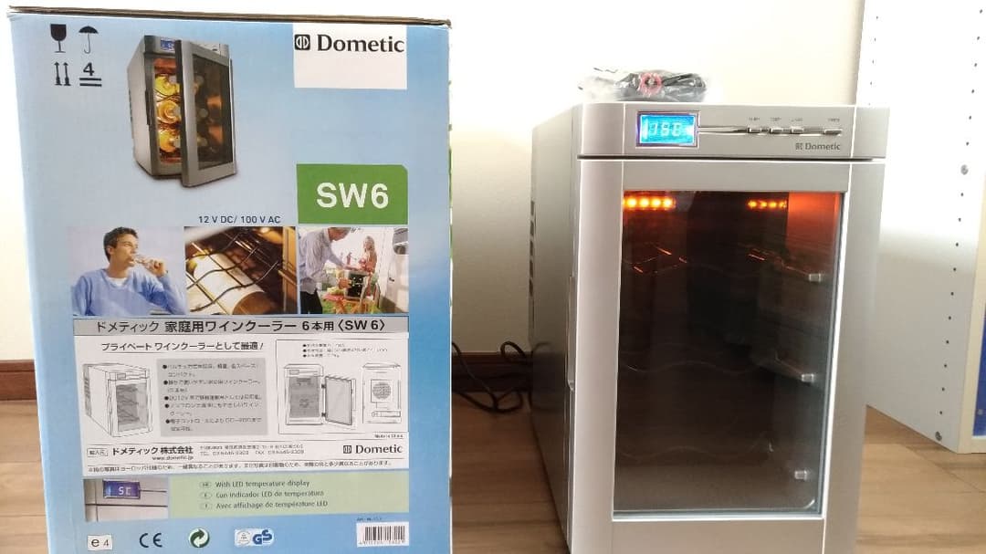 ワインクーラー（6本用） Dometic SW6