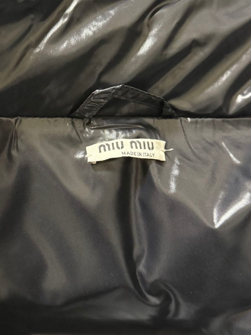 MIUMIU 正規品 バックロゴフード付きダウン