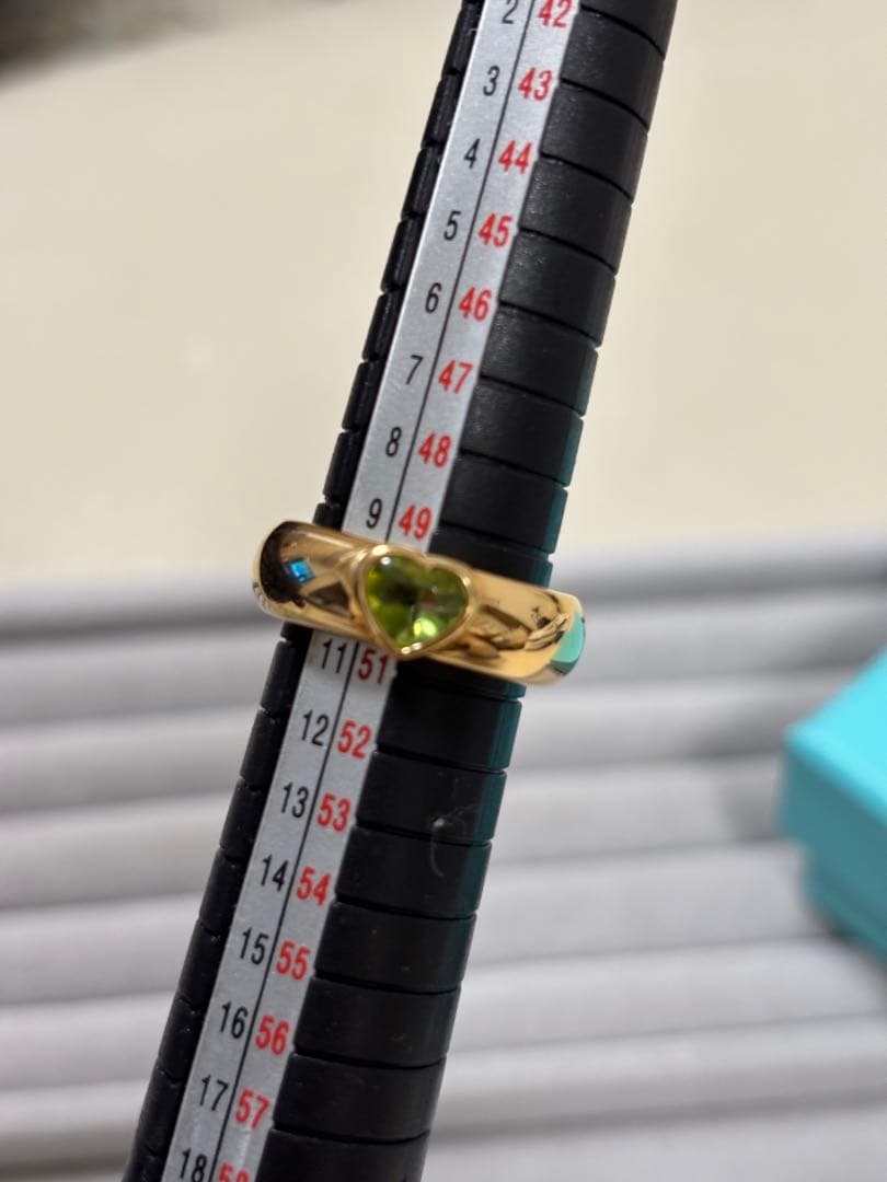 Tiffany & Co. フレンドジップ　ペリドットリング