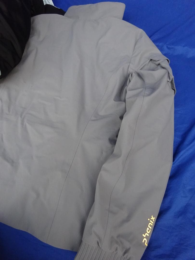 ★未使用★フェニックス レディースXLサイズ スキージャケット ダウン グレー