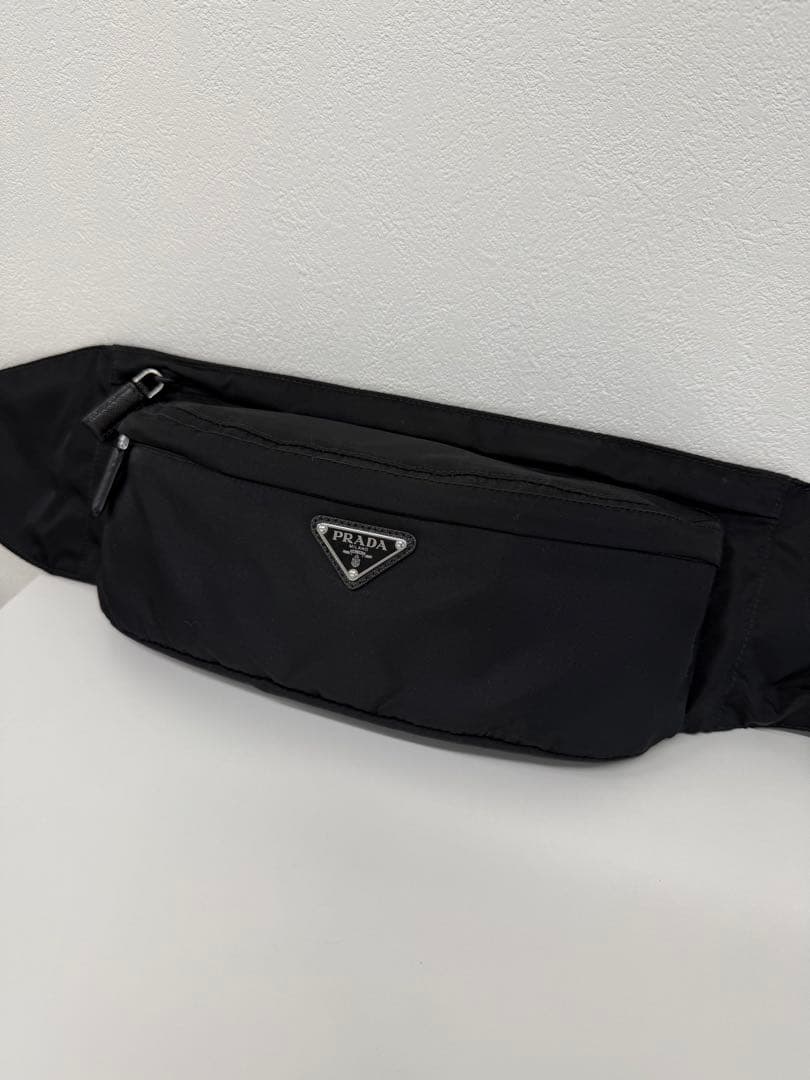 PRADA ナイロン ボディバッグ 黒 三角ロゴ 正規品