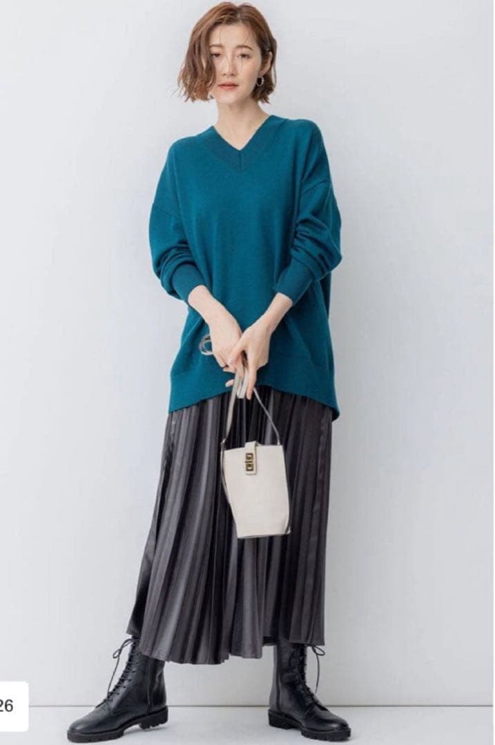 2-3回着 23区 Vネック チュニックニット ブルーグリーン 32