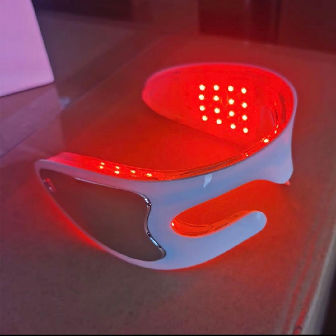 目元集中ケア用 LED光トリートメント美顔器 高周波振動のアイマッサージャー