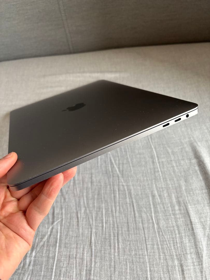 MacBook Pro 13インチ 16GB