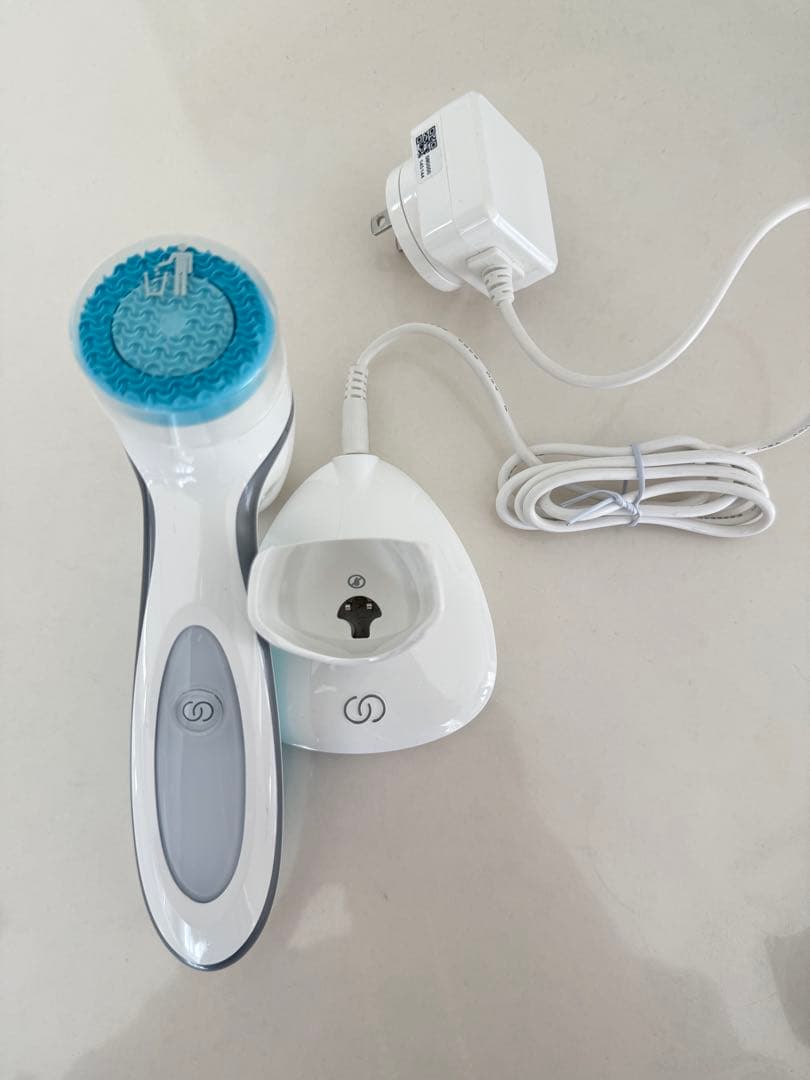 1日期間限定セール　ニュースキンgenLOC®︎ ルミスパ® 美品