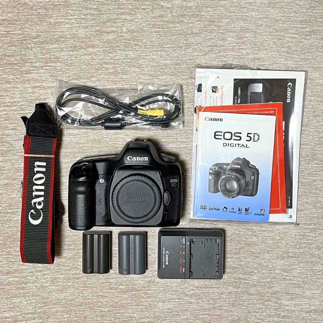 Canon EOS 5D ボディ （デジタル一眼レフカメラ）