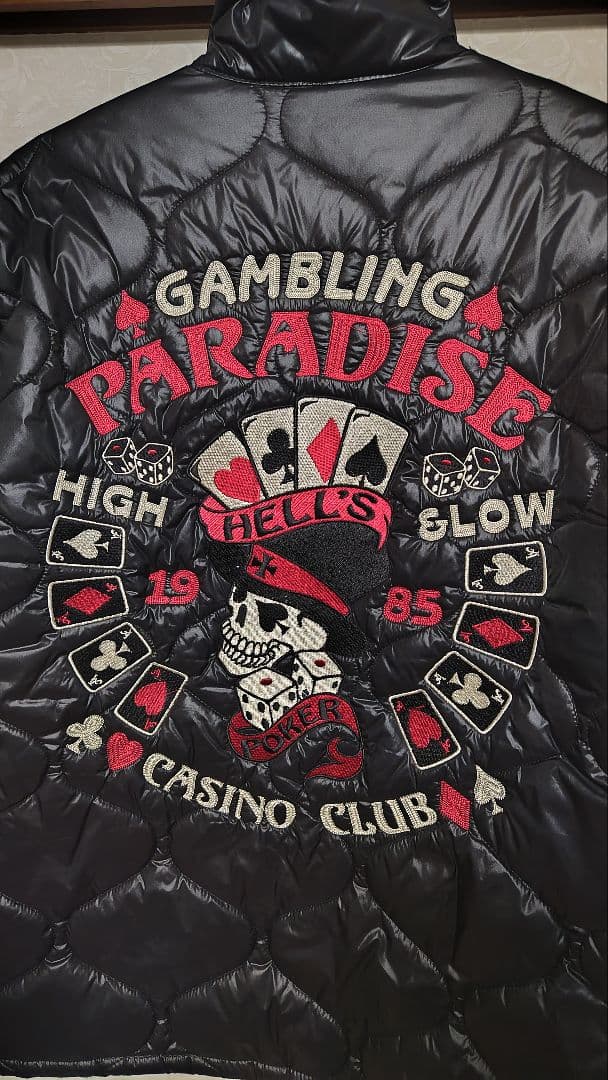 極上品質　INFINITY 中綿ジャケット