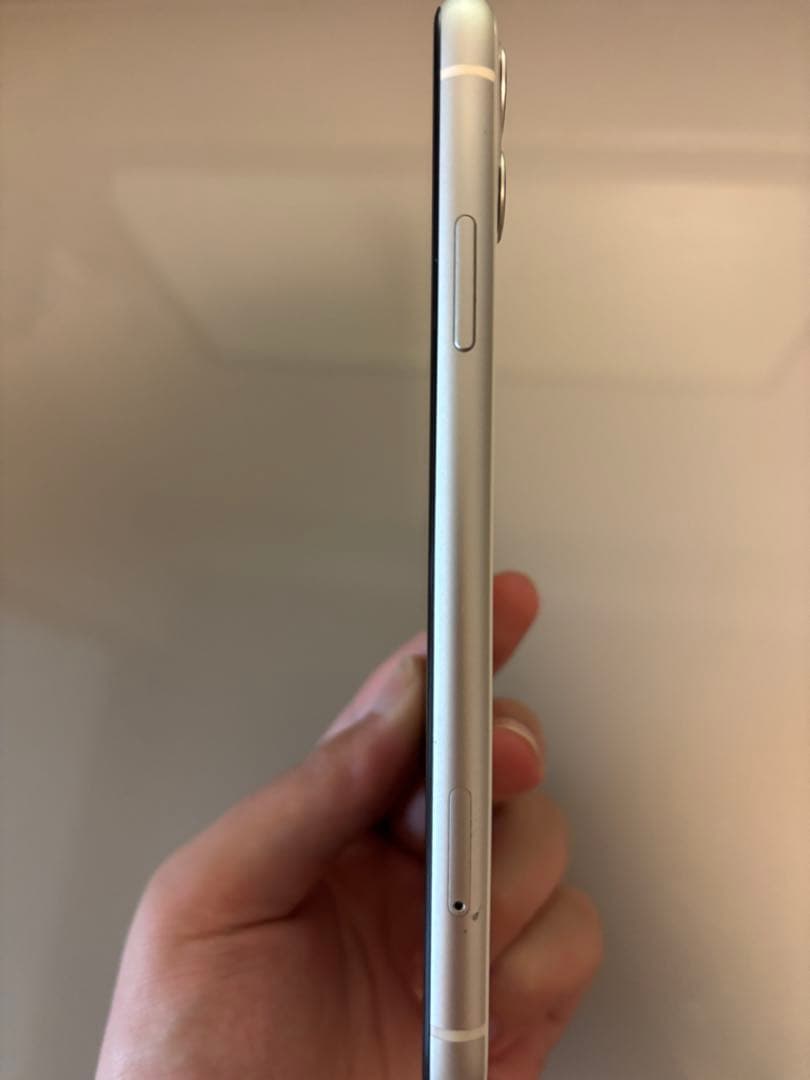 Apple iPhone 11 ホワイト 本体 64GB SIMフリー