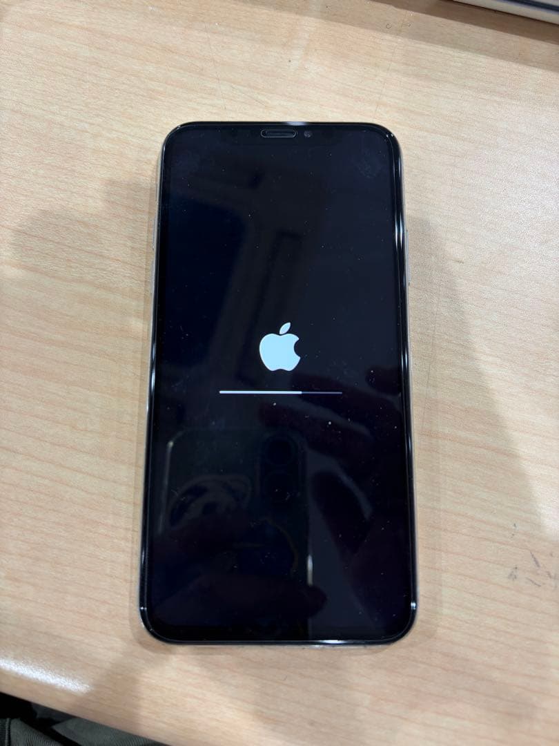 iPhone x 256GB シルバー　動作確認済み