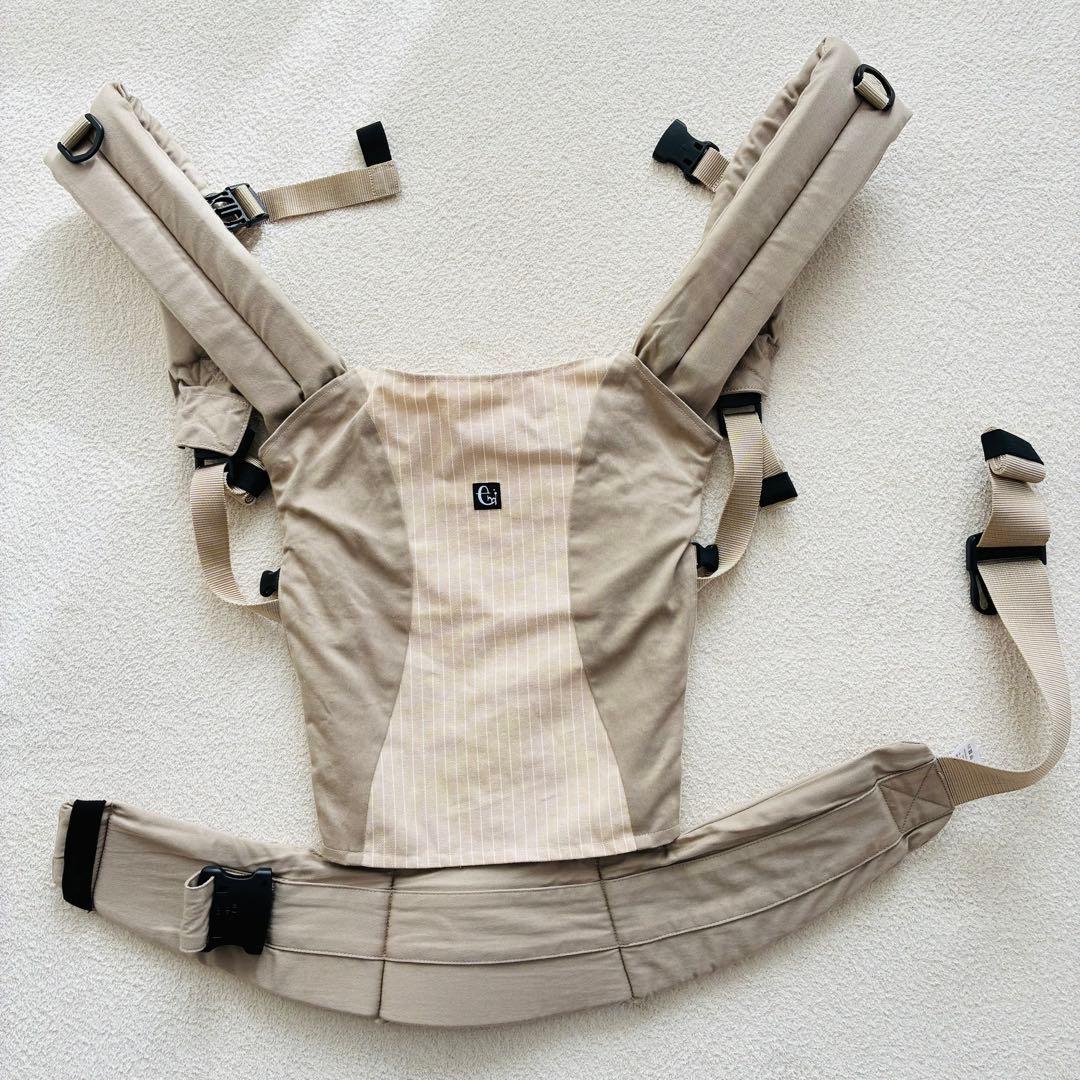 抱っこ紐　おんぶ　モカベージュ　ファムベリー