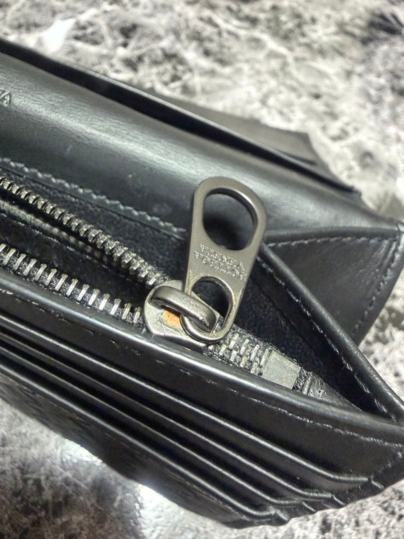 Bottega Veneta 長財布 黒 レザー