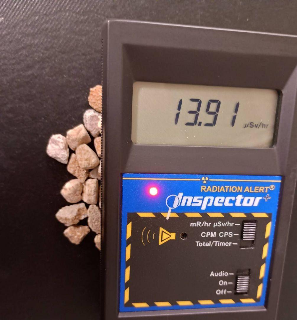 ★秋田発『北投石』２０４グラム 100%本物!!秋田玉川温泉産✨年末年始セール✨