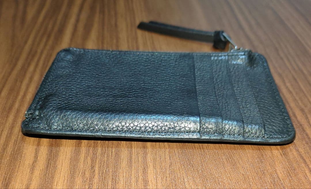 LOEWE　カードホルダー　（ブラック）