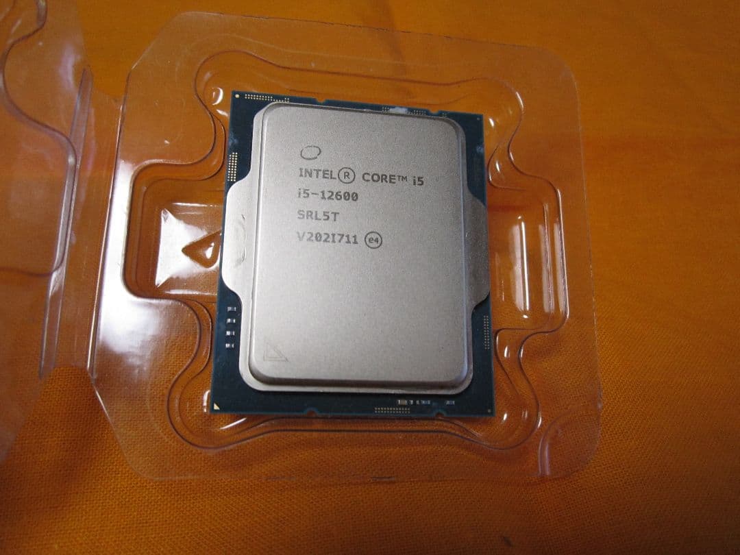 N*a様 12世代core i5-12600 ＣＰＵ