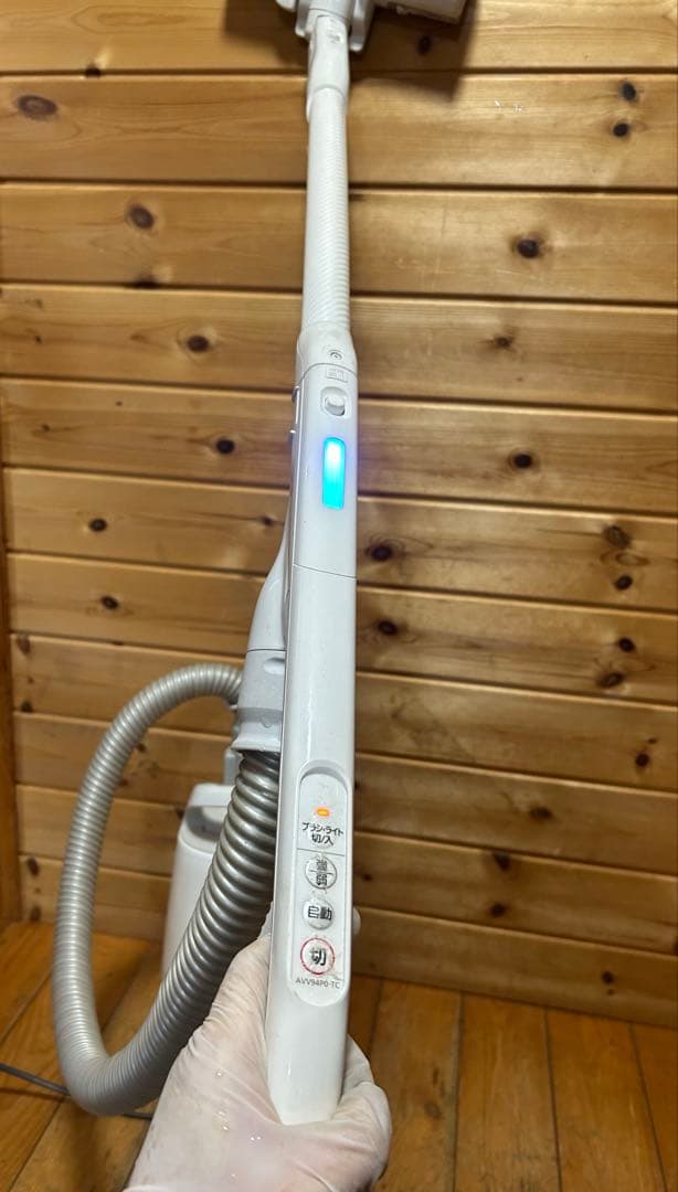 パナソニック　紙パック式　軽量静音の人気シリーズクリーナー　MC-JK830K